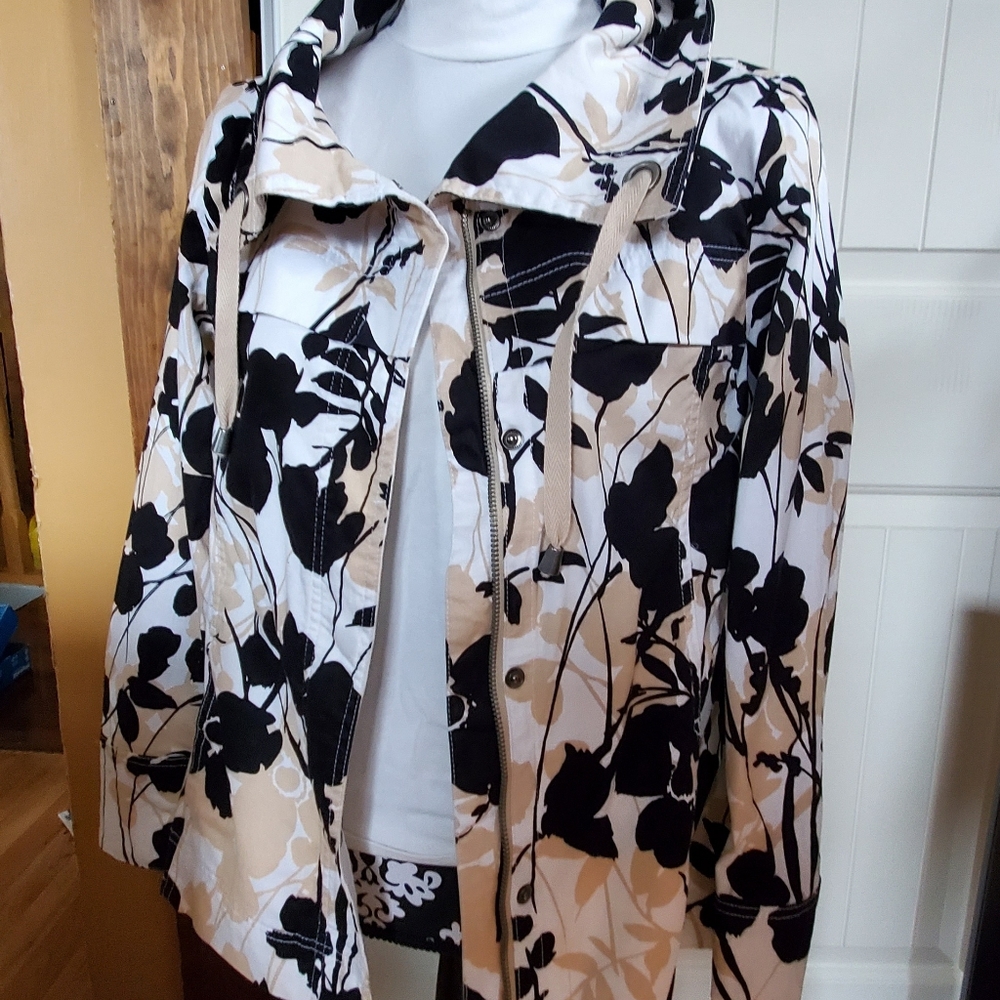 Lightweight jacket